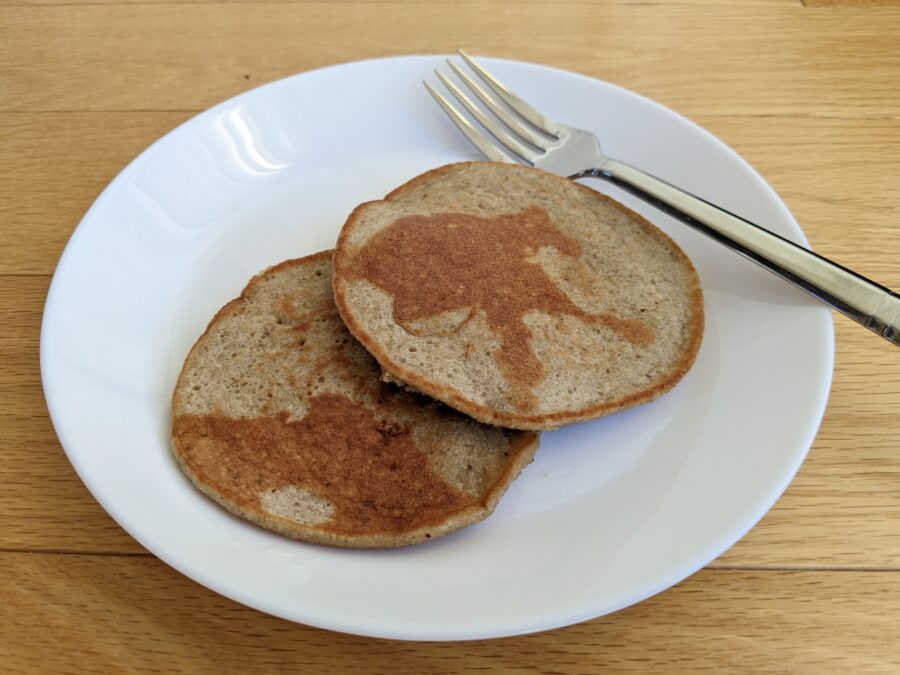 Taara’s oat and banana pancakes